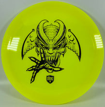 Load image into Gallery viewer, Neo Splice (Les White Zombie Gremlin)
